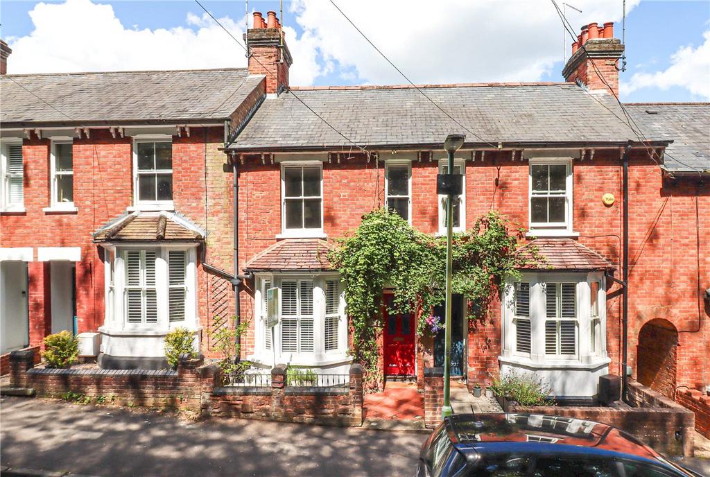 Park Hill, Harpenden, Hertfordshire 2 bed terraced house £699,950