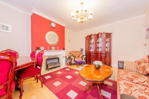 4 bedroom detached house for sale, Cardinal Road, Beeston, Leeds