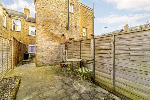 90 Osterley Park View Road, London, W7 2HH
