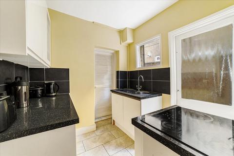 90 Osterley Park View Road, London, W7 2HH