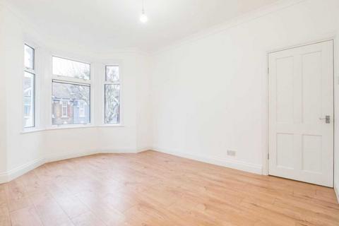 9 Bridge Road, London, E6 2AG