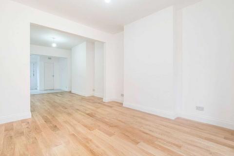 9 Bridge Road, London, E6 2AG