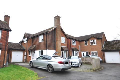 3 bedroom detached house for sale, Yarnton Close, Nine Elms, Swindon, Wiltshire, SN5
