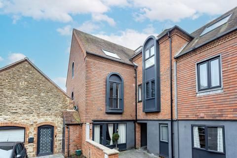 1 bedroom apartment for sale, Old Station Yard, Abingdon, OX14