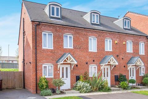 3 bedroom end of terrace house for sale - Kenneth Close, Prescot L34