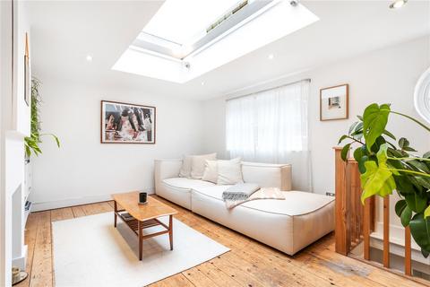 2 bedroom terraced house for sale, Rowe Lane, London, E9