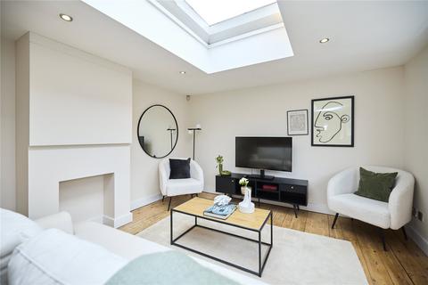 2 Rowe Lane, London, E9 6EL