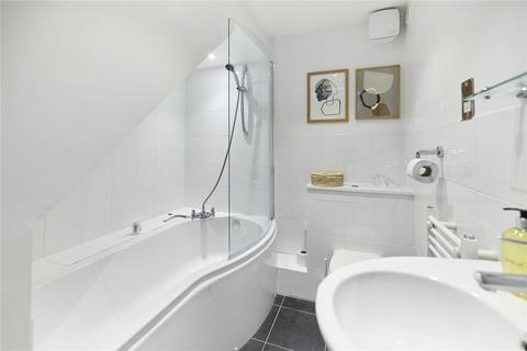 2 Rowe Lane, London, E9 6EL