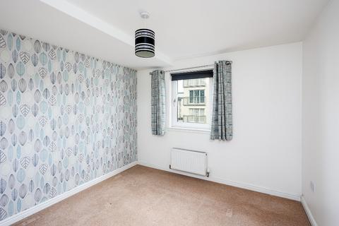 2 bedroom flat to rent, Ashwood Gait, Edinburgh EH12