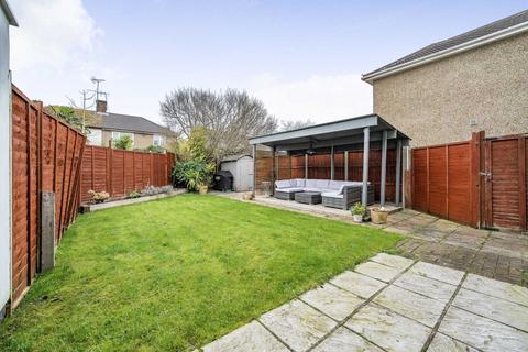 3 bedroom semi-detached house for sale, Kildare Gardens, Reading RG4