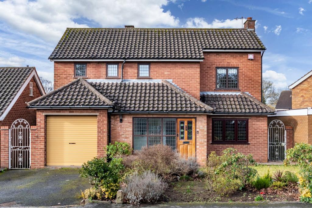 Worcester Lane, Stourbridge, West... 3 bed detached house for sale £