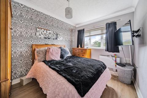 2 bedroom flat for sale, Bedfont,  Feltham,  TW14