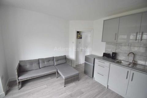 1 bedroom flat to rent, Oxford Road, Tilehurst