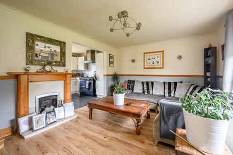 3 Durar Drive, Edinburgh, EH4 7HL