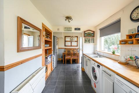 3 Durar Drive, Edinburgh, EH4 7HL