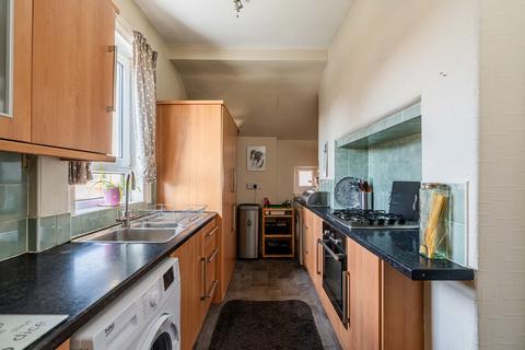 4 Glendevon Park, Edinburgh, EH12 5XB