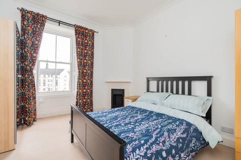 3f3, 62 Eyre Place, Edinburgh, EH3 5EJ