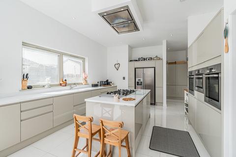 28 Bridge Street, Newbridge, EH28 8SR