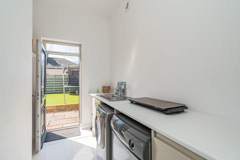 28 Bridge Street, Newbridge, EH28 8SR