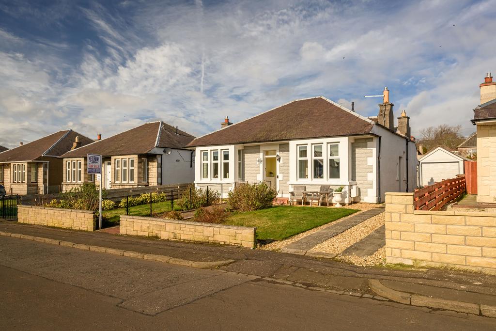 Hillview Road, Edinburgh EH12 3 bed detached bungalow for sale £475,000