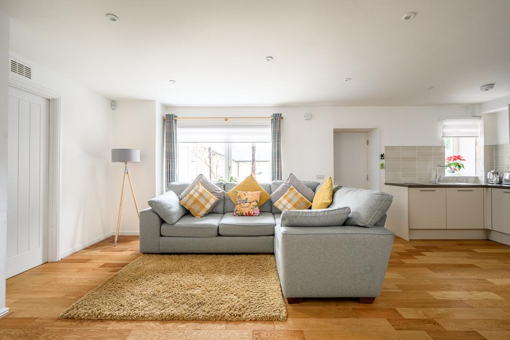Strathalmond Road, Edinburgh EH4 2 bed terraced house for sale £350,000