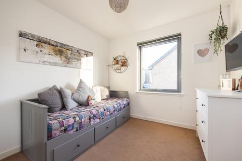 58c Gracemount Drive, Edinburgh, EH16 6RJ