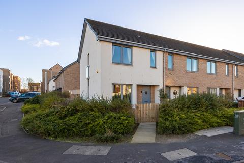 58c Gracemount Drive, Edinburgh, EH16 6RJ