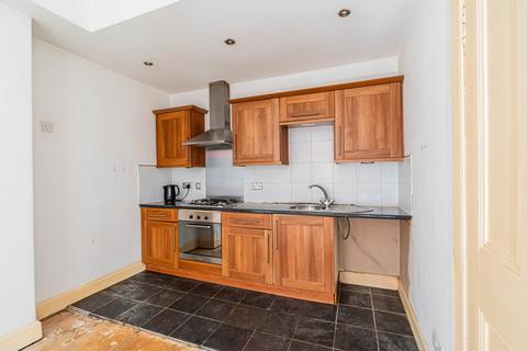 43 Albion Road, EH7 5QP