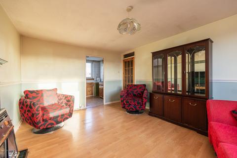 22/8 Calder View, Edinburgh, EH11 4HY
