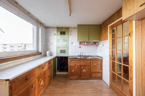 22/8 Calder View, Edinburgh, EH11 4HY