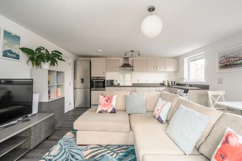 Flat 4, 22 Ashley Place, Edinburgh, EH6 5GB