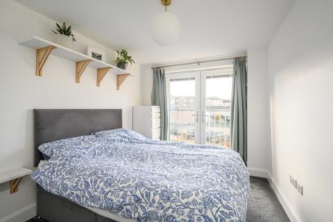 Flat 4, 22 Ashley Place, Edinburgh, EH6 5GB