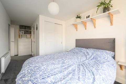 Flat 4, 22 Ashley Place, Edinburgh, EH6 5GB