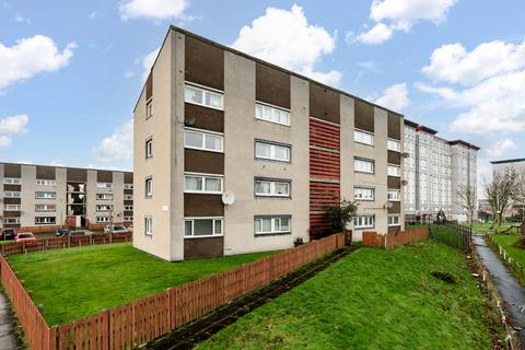 15/6 Calder Grove, Edinburgh, EH11 4NB