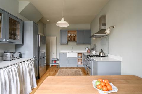 13 Bright Terrace, Edinburgh, EH11 2BL