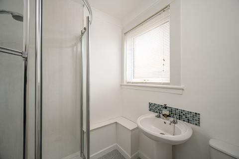 97 Drum Brae Terrace, Edinburgh, EH4 7SG