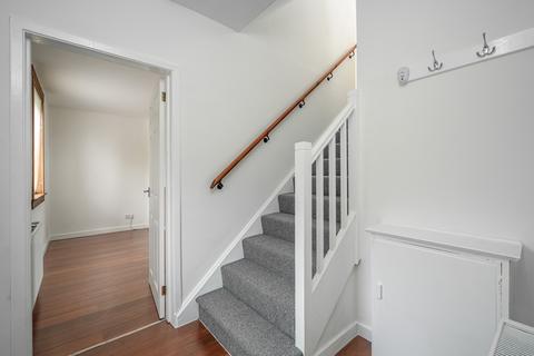 97 Drum Brae Terrace, Edinburgh, EH4 7SG