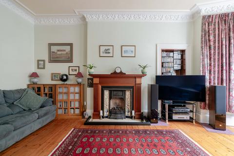 4 Comiston Gardens, Edinburgh, EH10 5QH