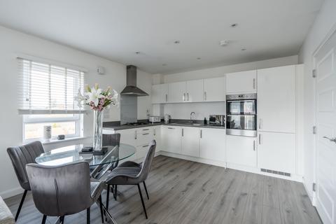 Flat 8, 2 Bowbridge Crescent, Edinburgh, EH17 8UX