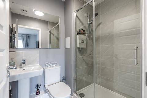 Flat 8, 2 Bowbridge Crescent, Edinburgh, EH17 8UX