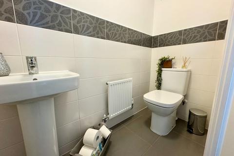 33 Verde Close, Luton, LU2 7FL
