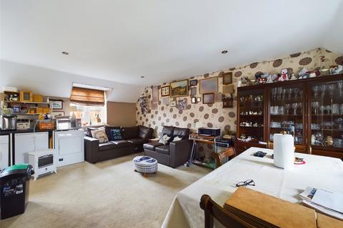 39 Bridge Mead, Ebley, Stroud, GL5 4BP
