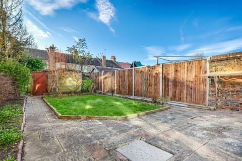 9 Everton Road, Croydon, CR0 6LA