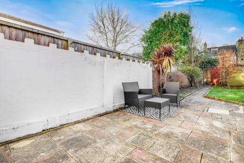 9 Everton Road, Croydon, CR0 6LA