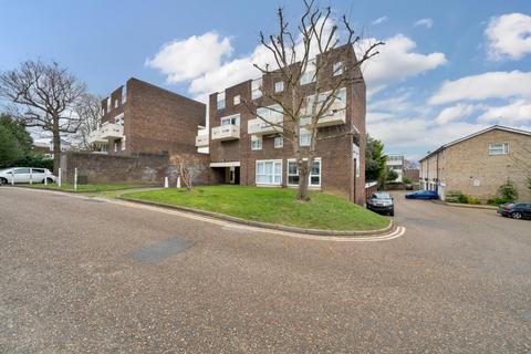 3 bedroom maisonette for sale, Woking,  Surrey,  GU22