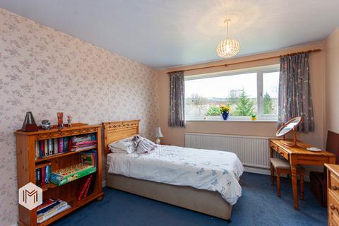 44 Ashdene Crescent, Bolton, BL2 3LW