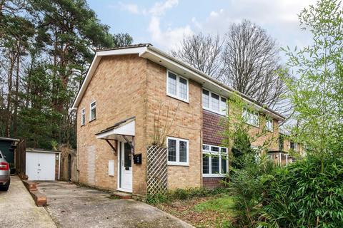 3 bedroom house for sale, Dunvegan Drive, Lordswood, Southampton, Hampshire, SO16