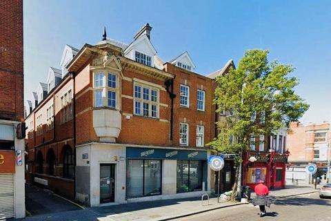 Shop to rent, High Street, Acton W3 9DD