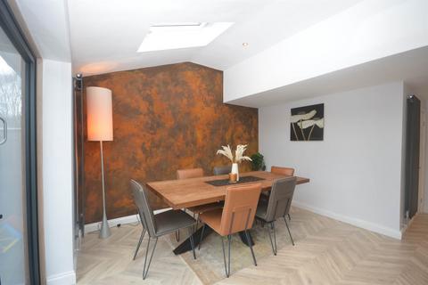 6 Borrowdale Close, East Boldon, NE36 0UH