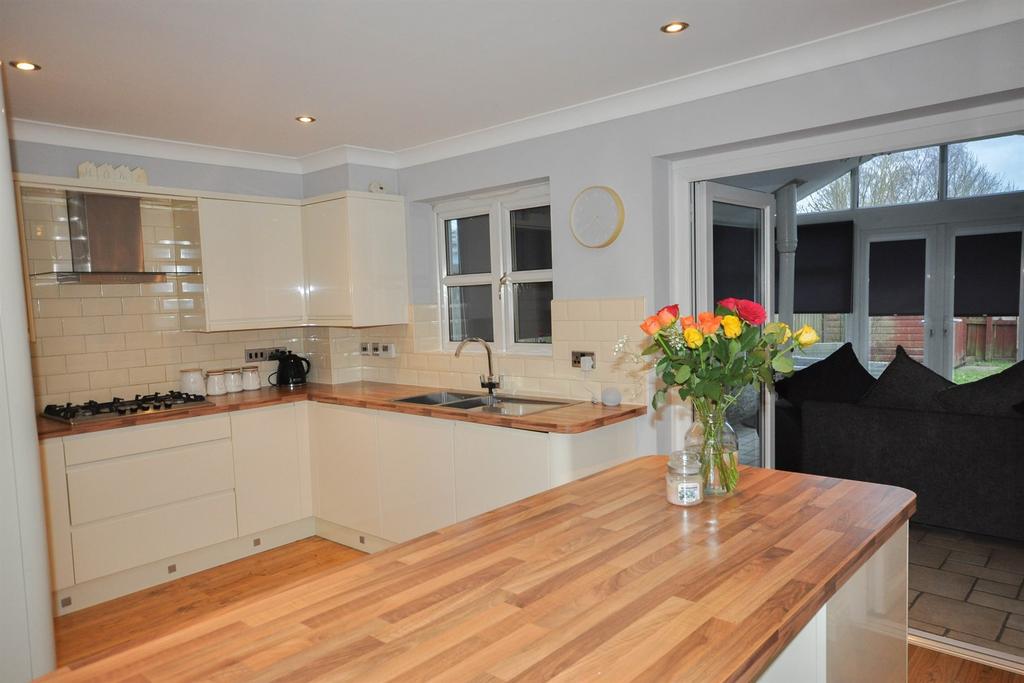 Lavender Grove, Jarrow 3 bed semidetached house for sale £195,000